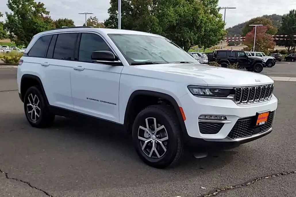 2024 Jeep Grand Cherokee Limited photo 1