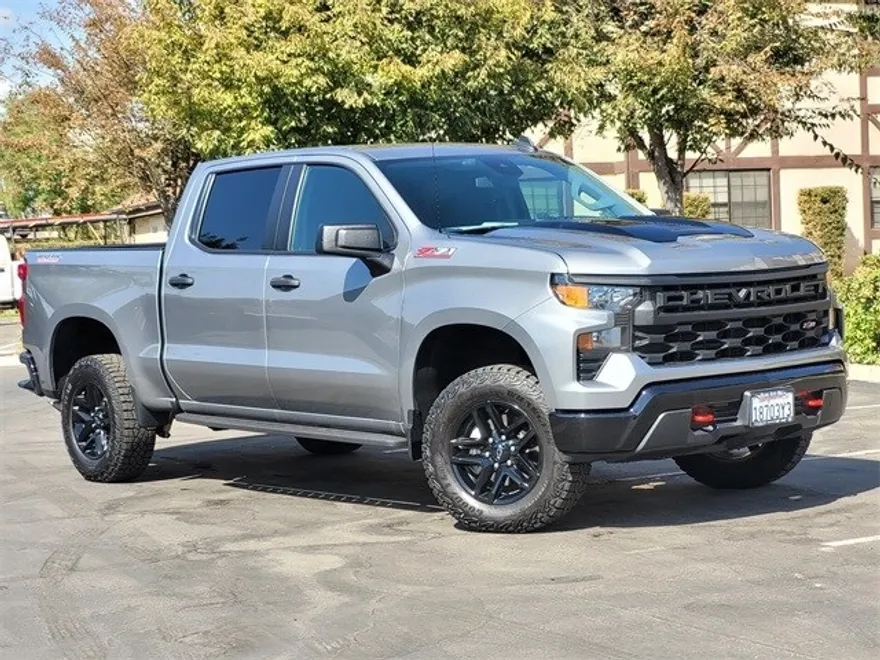 2024 Chevrolet Silverado 1500 Custom Trail Boss photo 1