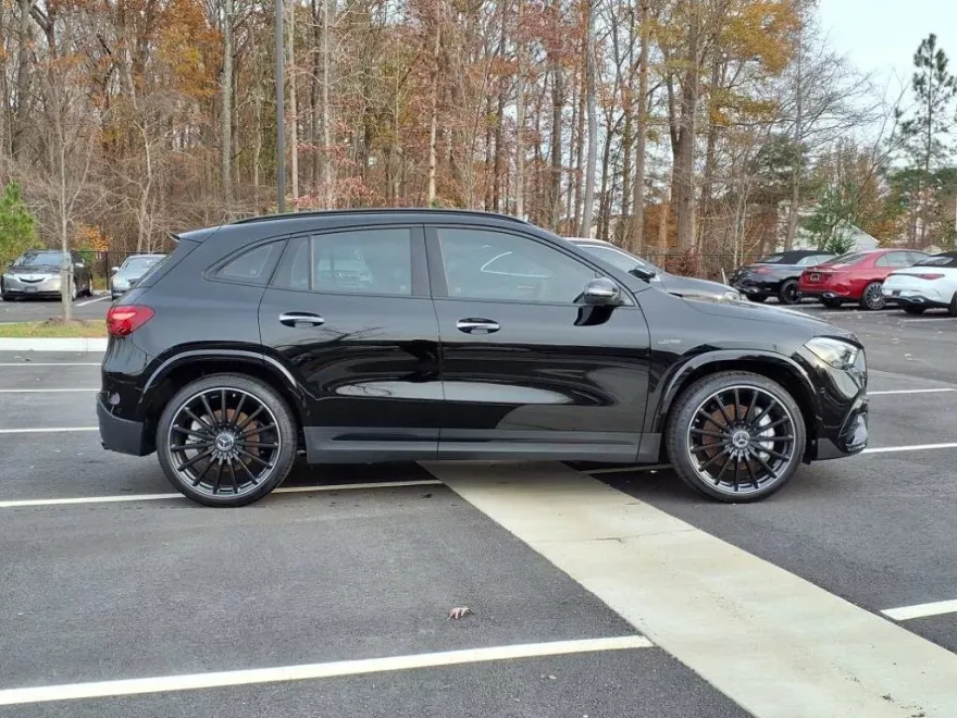 2025 Mercedes Benz GLA AMG 35 4MATIC photo 1
