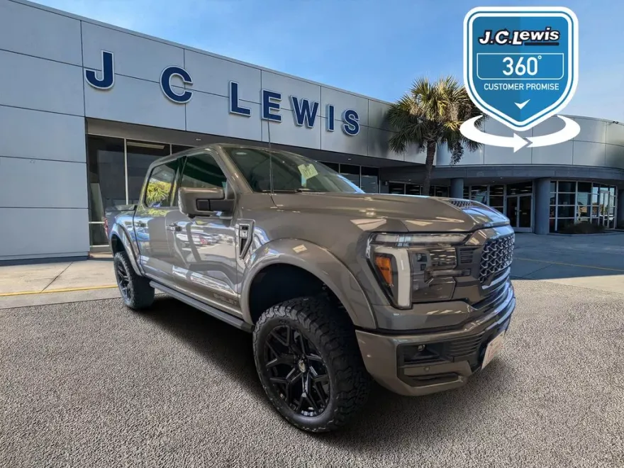 2025 Ford F-150 Lariat photo 1