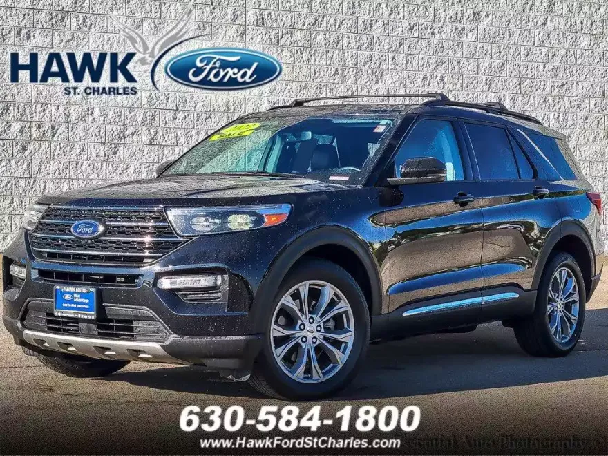 2022 Ford Explorer XLT photo 1