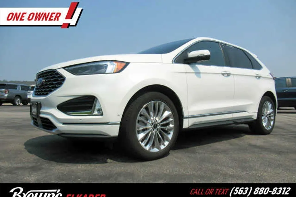 2024 Ford Edge Titanium photo 1