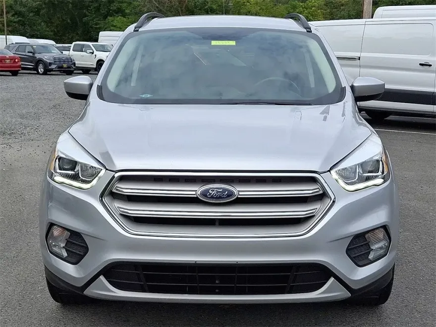 2019 Ford Escape SEL photo 1