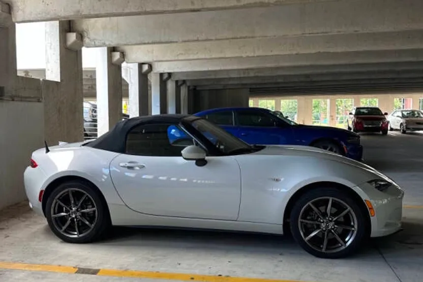 2016 Mazda MX-5 Miata Miata Grand Touring photo 1