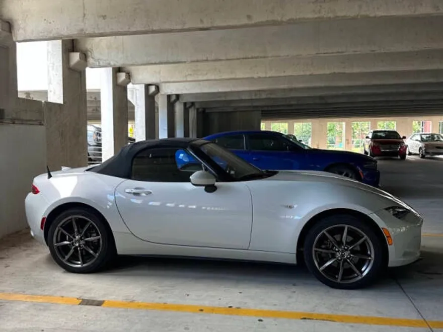 2016 Mazda MX-5 Miata Miata Grand Touring photo 1