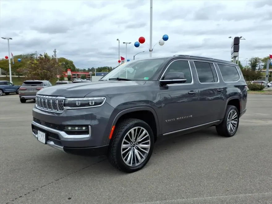 2024 Jeep Grand Wagoneer L III photo 1