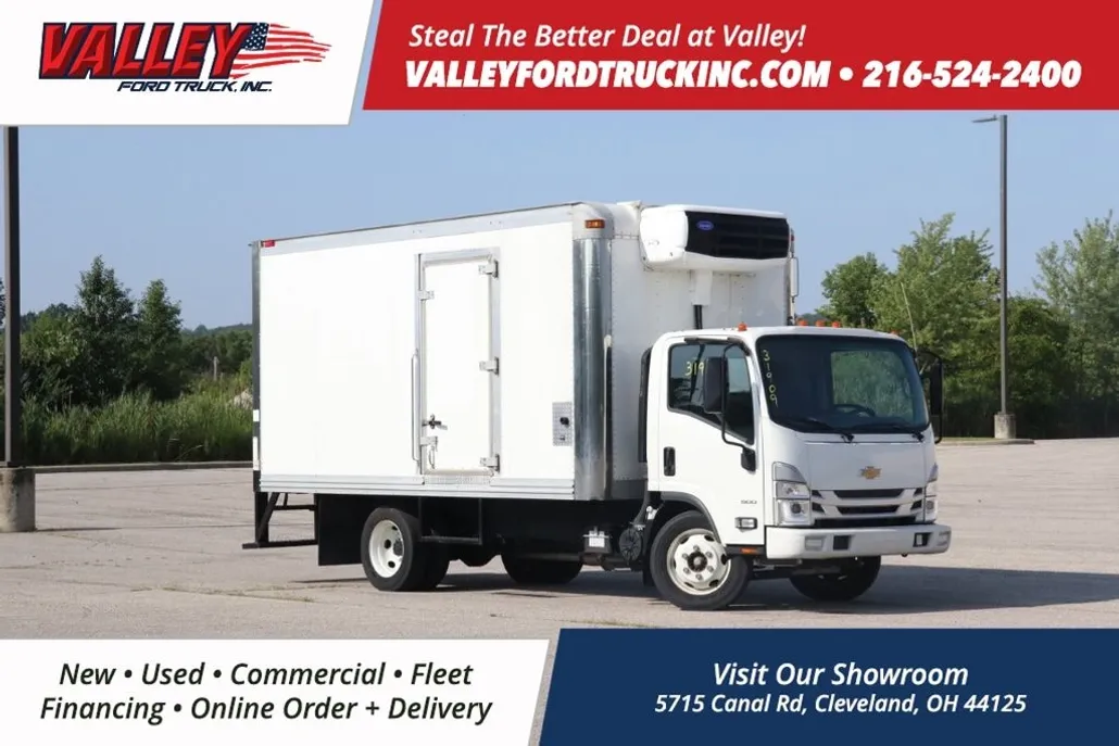 2023 Chevrolet Silverado 4500HD Base photo 1
