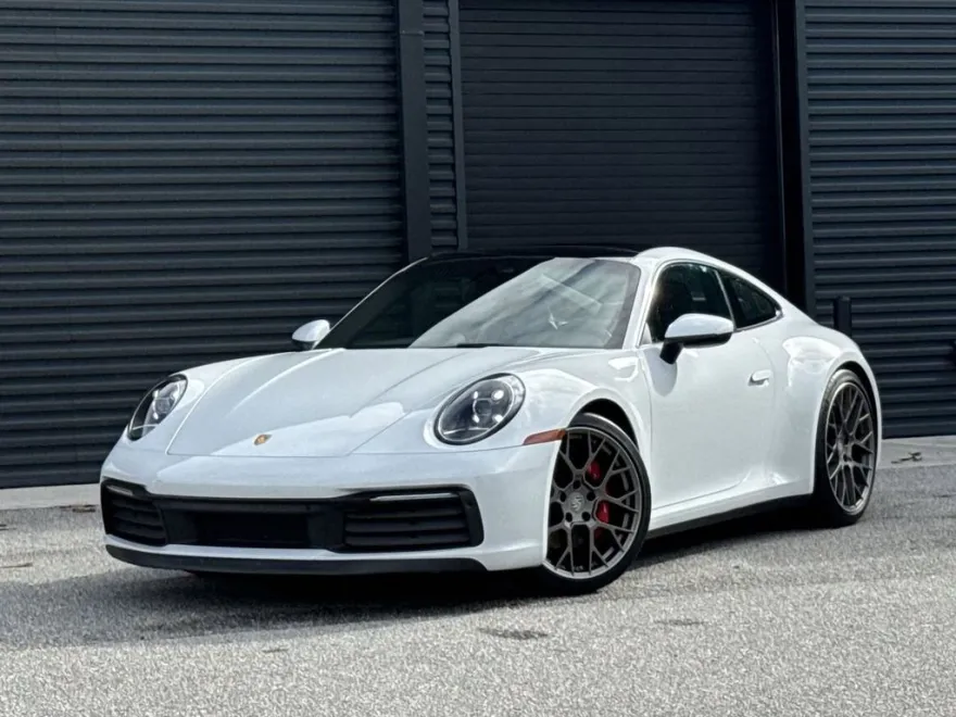 2022 Porsche 911 4S 4 GTS photo 1