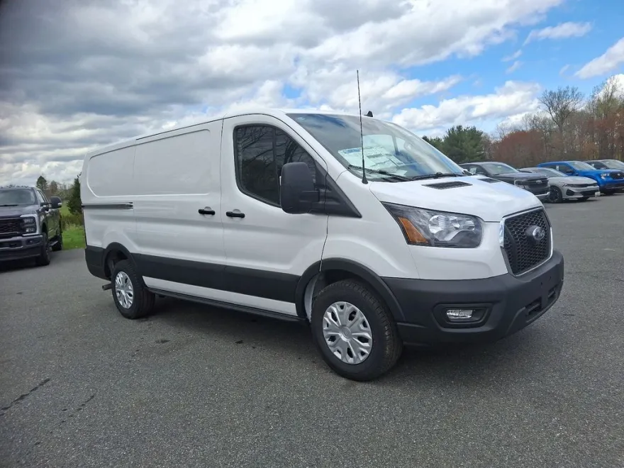 2025 Ford Transit photo 1