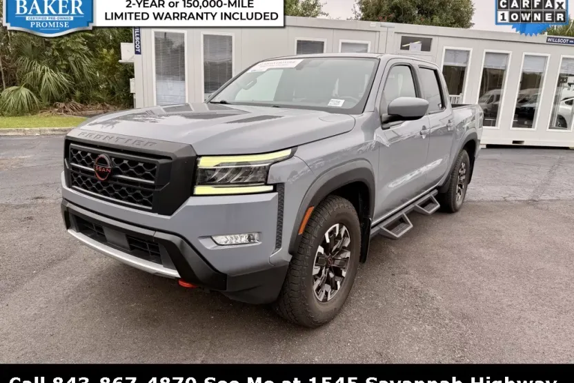 2022 Nissan Frontier Crew Cab PRO-X photo 1