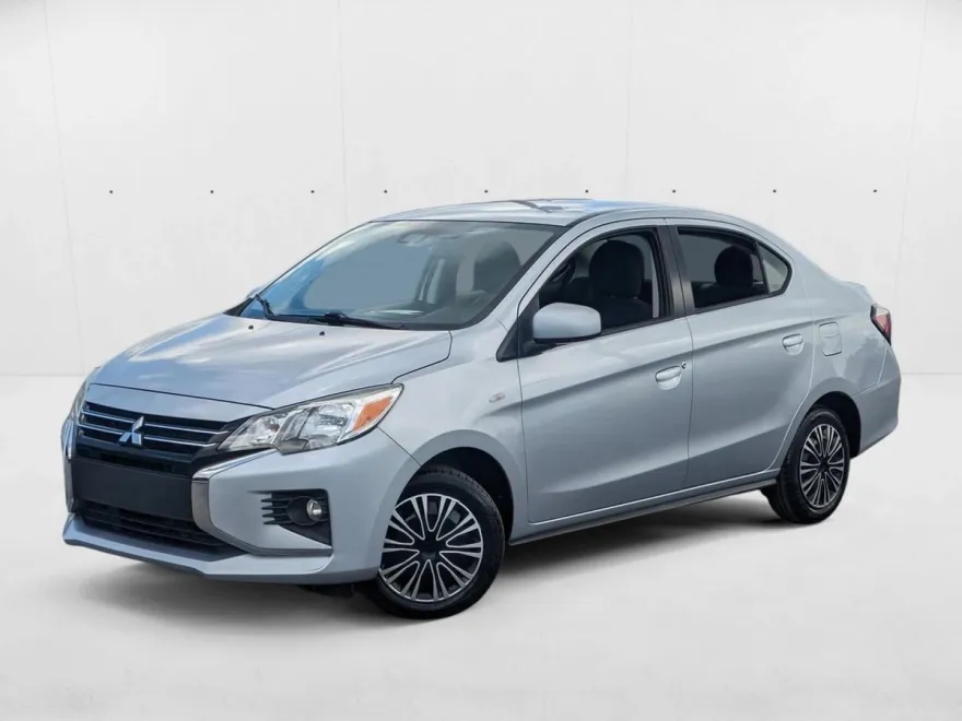 2022 Mitsubishi Mirage G4 ES photo 1