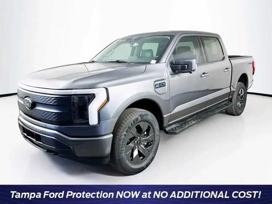 2025 Ford F-150 Lightning photo 1
