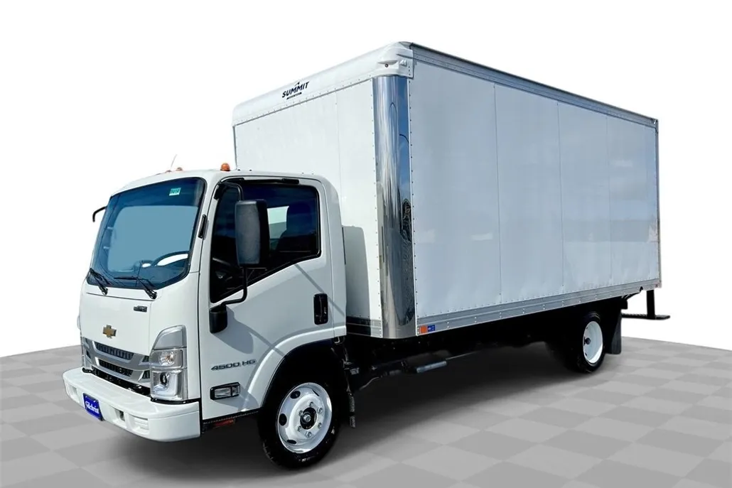 2024 Chevrolet Silverado 4500HD photo 1