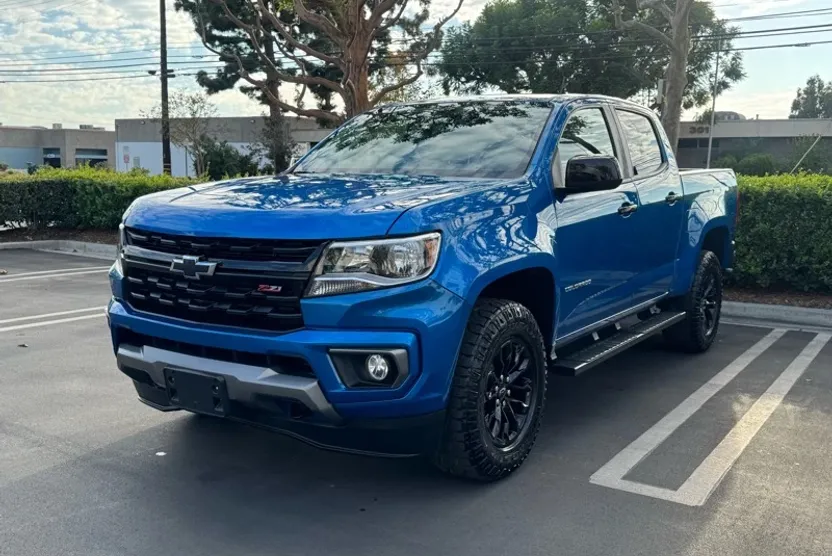 2022 Chevrolet Colorado Z71 photo 1