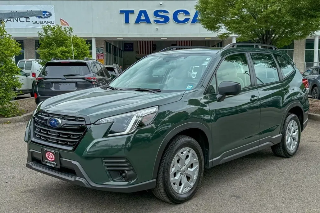 2022 Subaru Forester Base photo 1