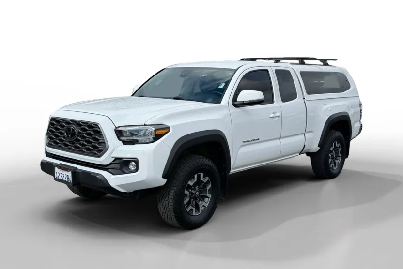 2022 Toyota Tacoma TRD Off-Road photo 1
