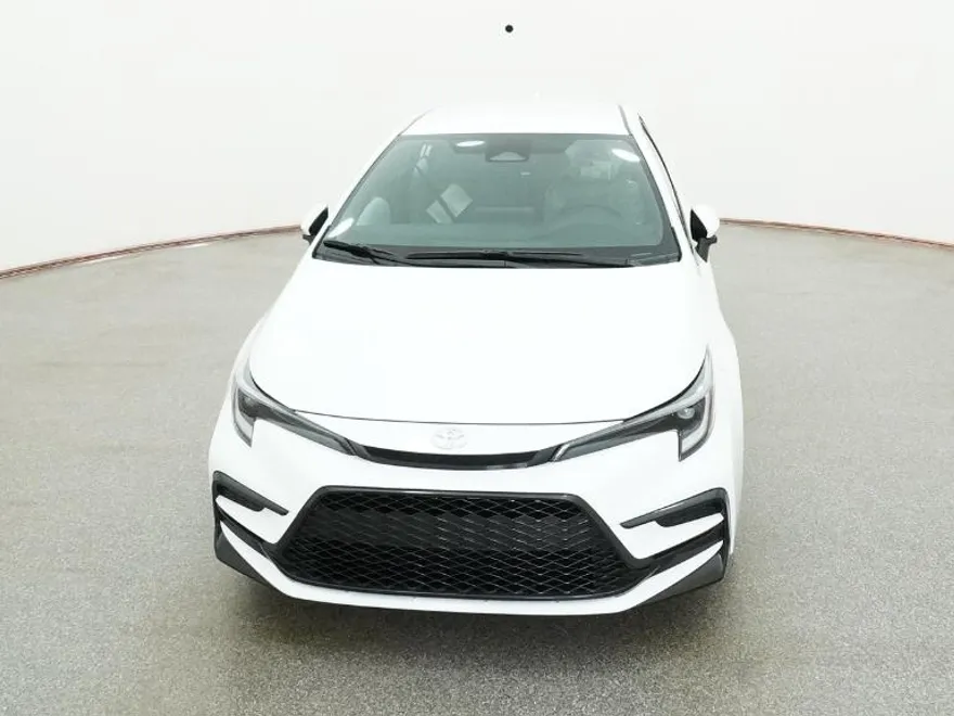 2026 Toyota Corolla SE photo 1