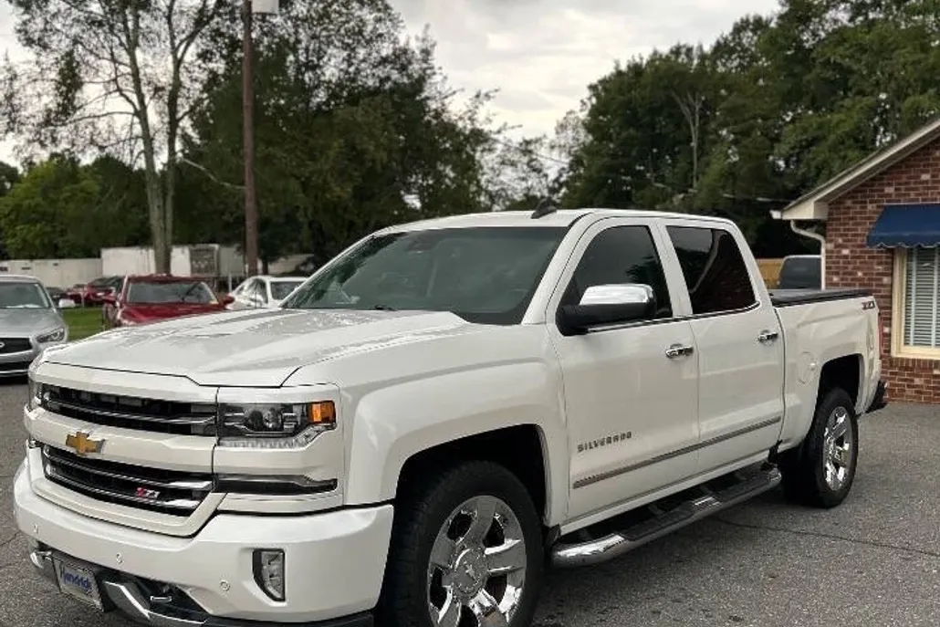 2016 Chevrolet Silverado 1500 LTZ Z71 photo 1