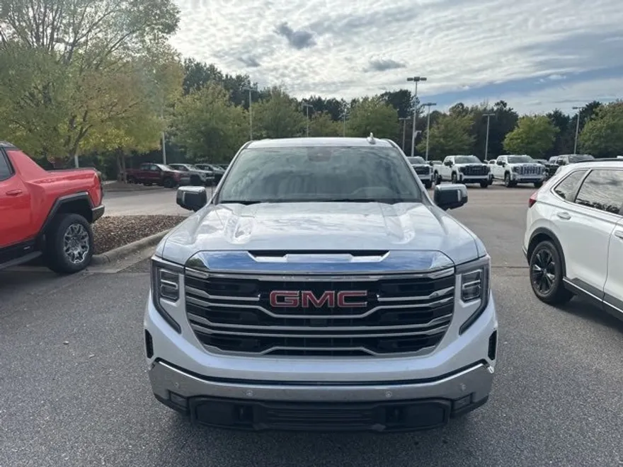 2024 Gmc Sierra 1500 SLT photo 1