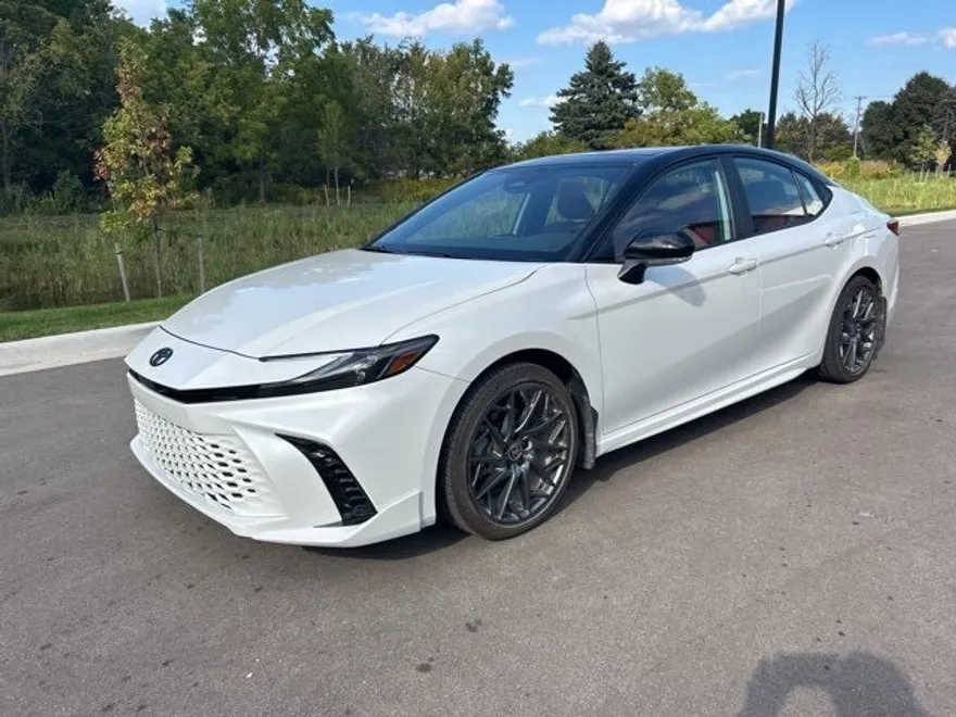 2025 Toyota Camry XSE photo 1