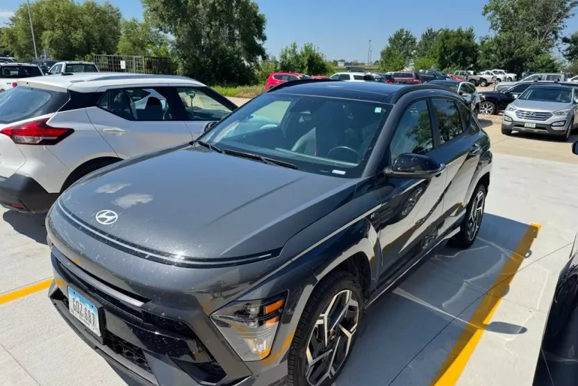 2024 Hyundai Kona N Line photo 1