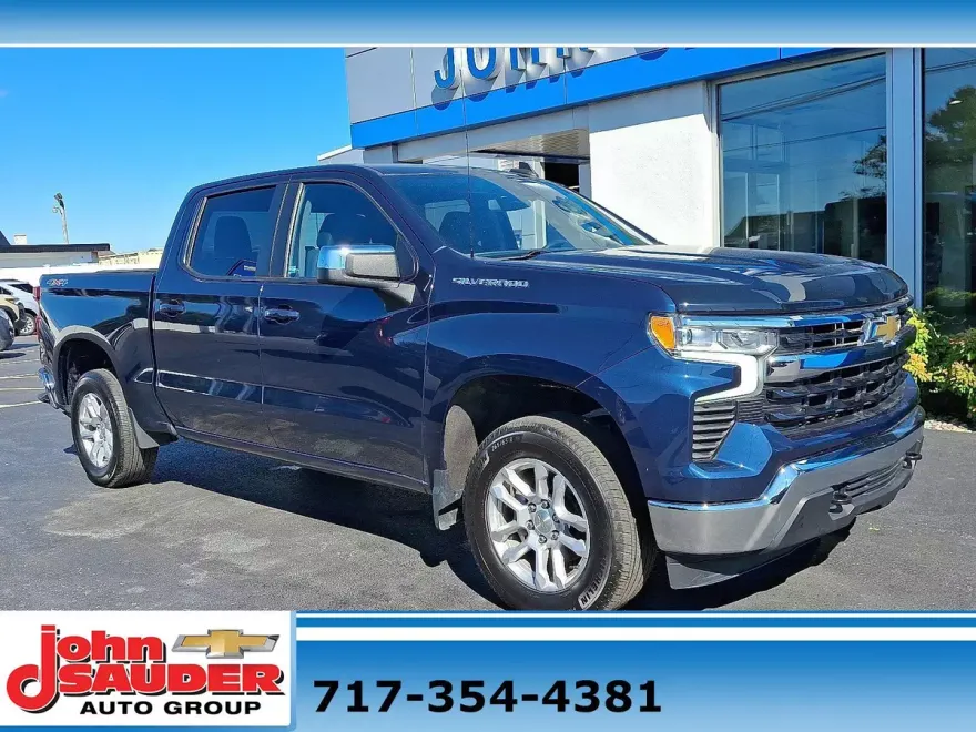 2022 Chevrolet Silverado 1500 LT photo 1