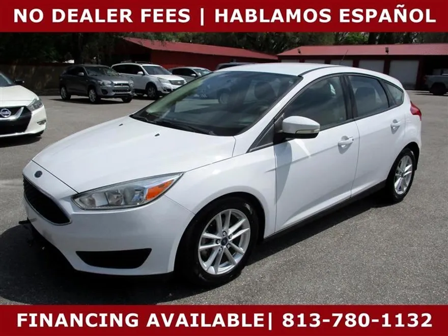 2017 Ford Focus SE photo 1