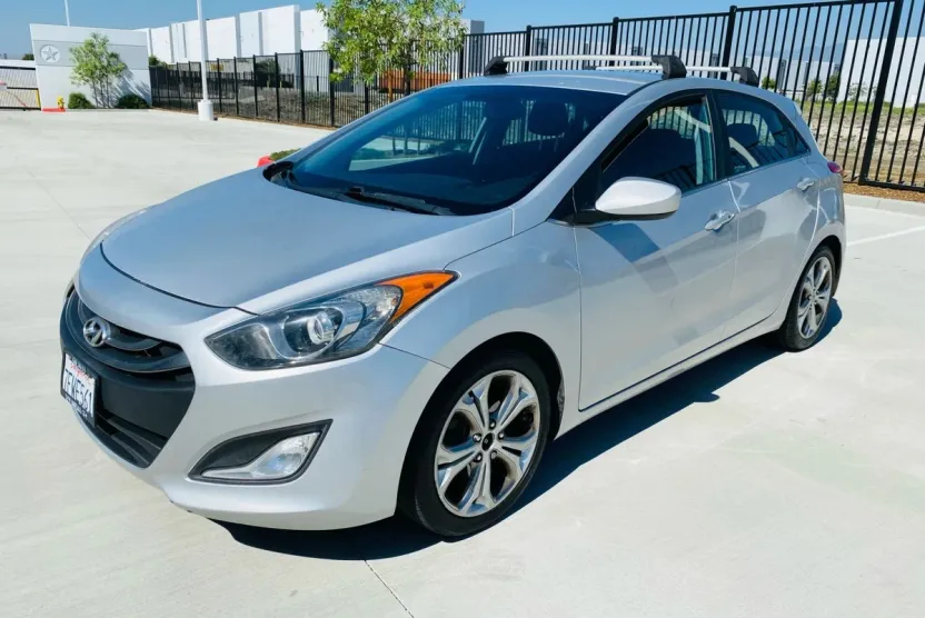 2013 Hyundai Elantra GT photo 1