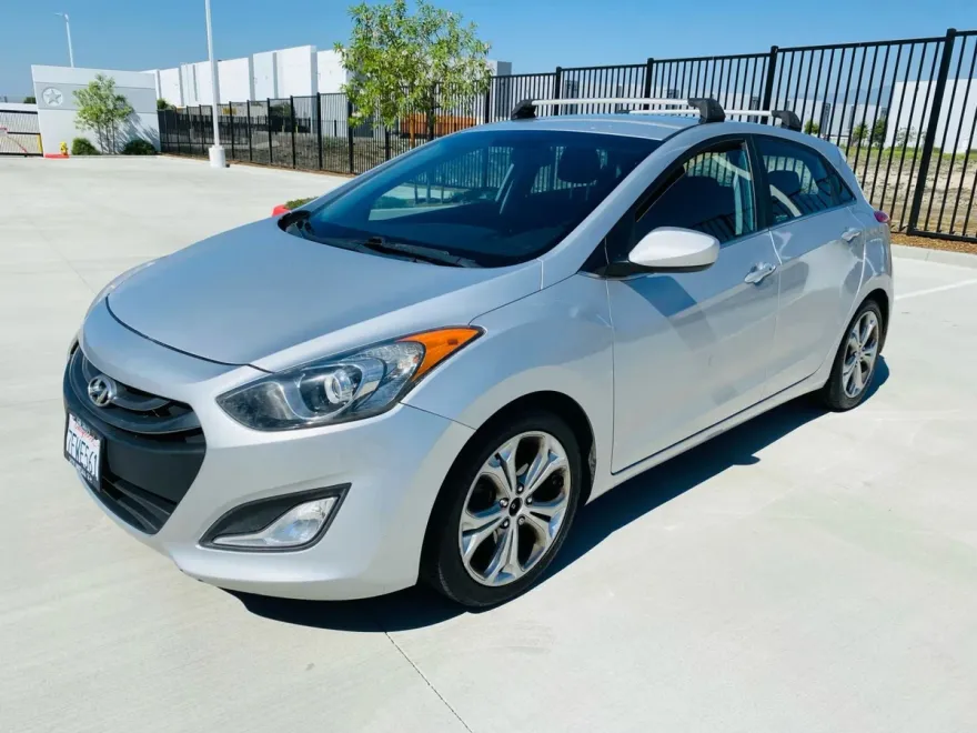 2013 Hyundai Elantra GT photo 1