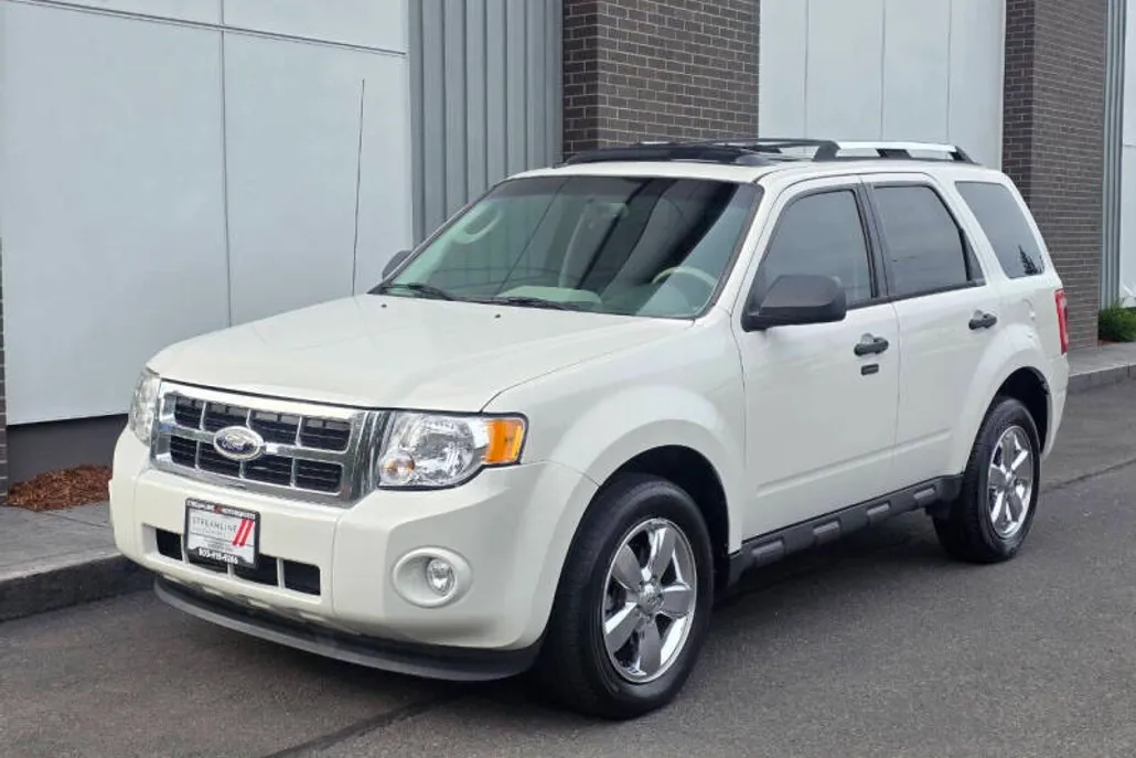 2012 Ford Escape XLT photo 1