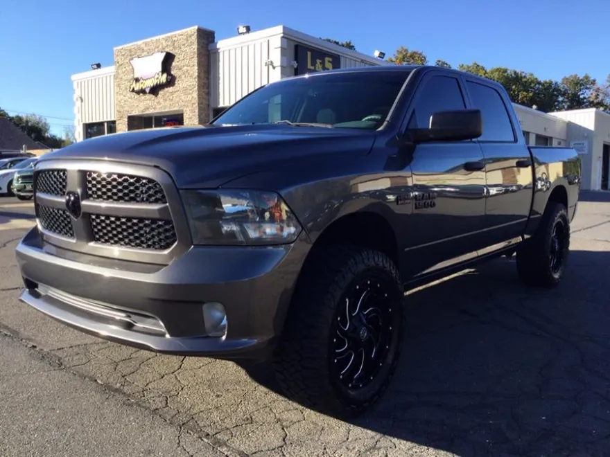 2017 Ram 1500 Express photo 1