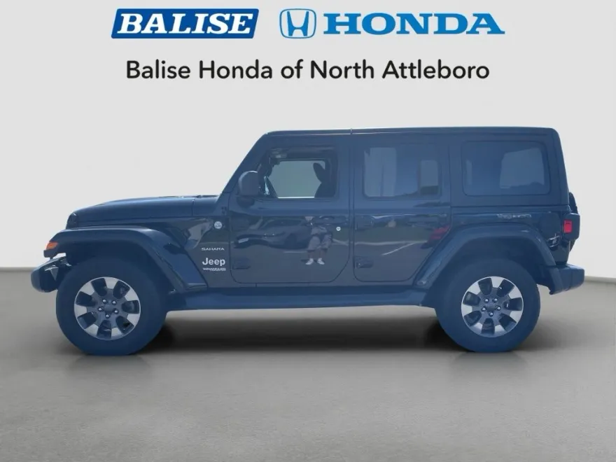 2019 Jeep Wrangler Unlimited Sahara photo 1