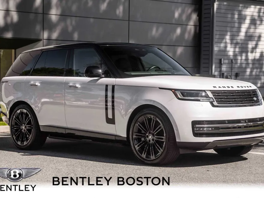 2024 Land Rover Range Rover SE photo 1