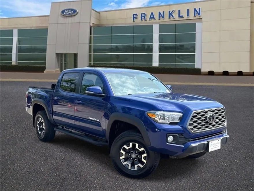 2022 Toyota Tacoma TRD Off-Road V6 photo 1