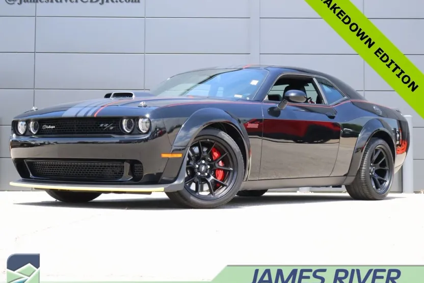 2023 Dodge Challenger R/T Scat Pack Widebody photo 1
