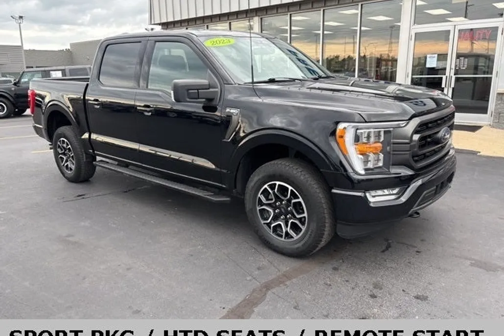 2023 Ford F-150 XLT photo 1