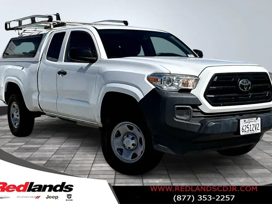 2019 Toyota Tacoma SR photo 1