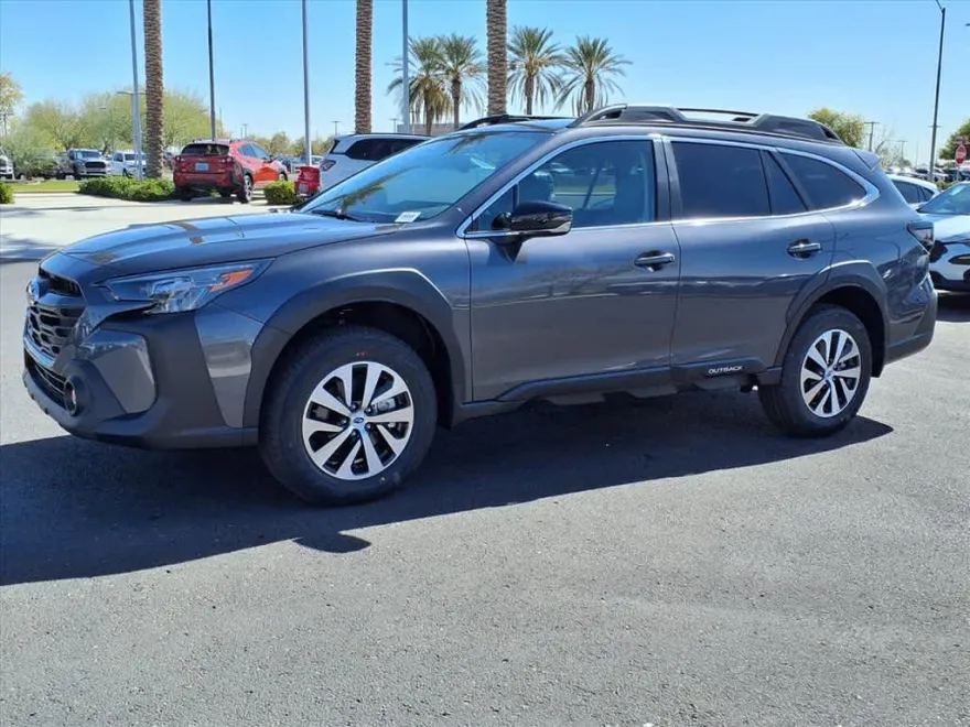 2025 Subaru Outback Premium photo 1