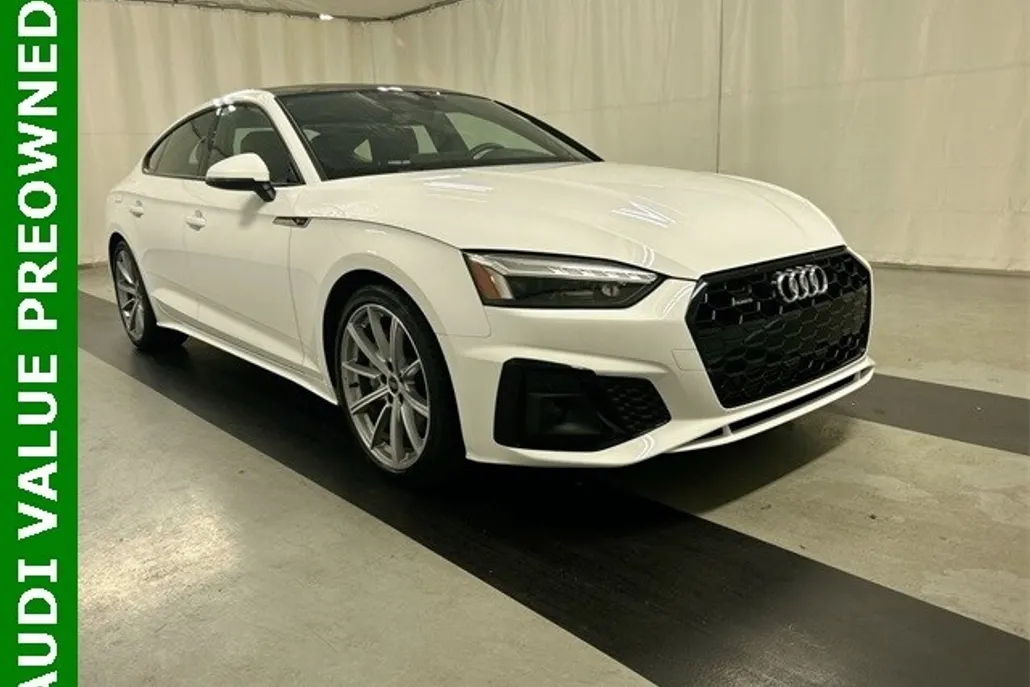 2025 Audi A5 45 S line Premium photo 1
