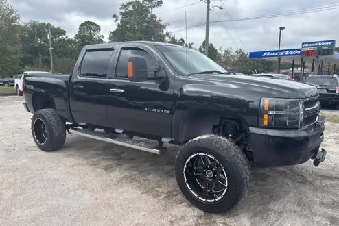 2010 Chevrolet Silverado 1500 LT1 photo 3
