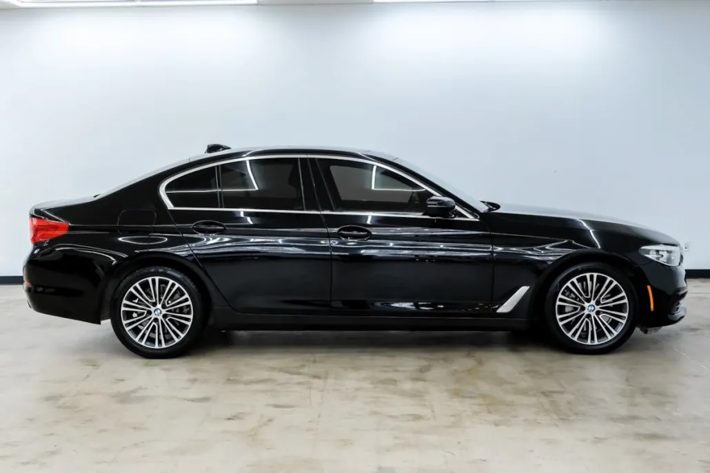 2019 Bmw 530i Sedan photo 1