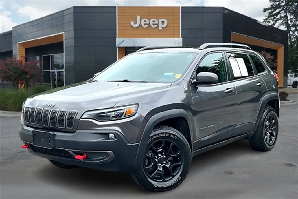 2020 Jeep Cherokee Trailhawk photo 1