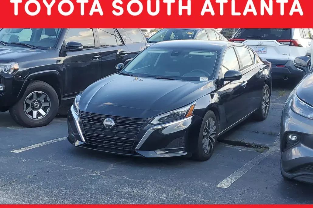 2023 Nissan Altima 2.5 SV photo 1