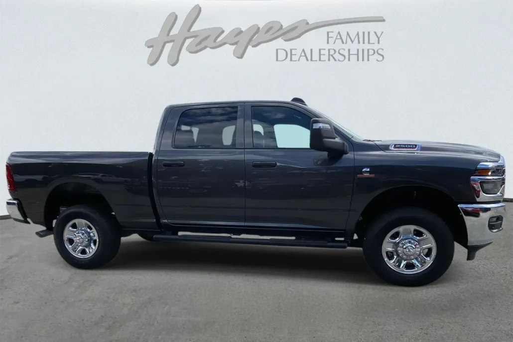 2025 Ram 2500 Tradesman photo 1