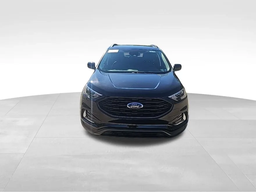 2023 Ford Edge SEL photo 1