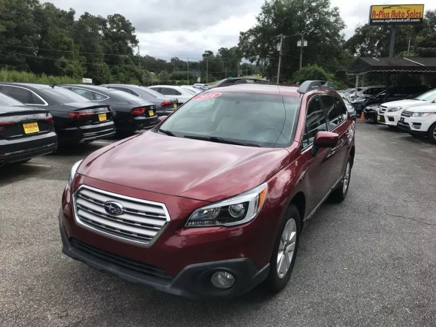 2016 Subaru Outback Premium photo 1