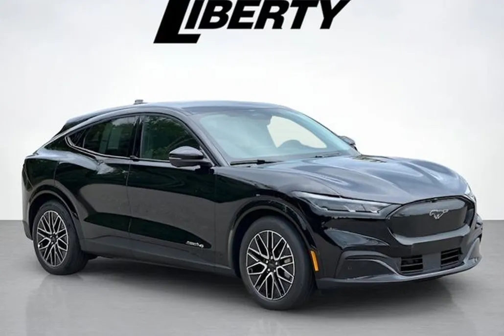 2025 Ford Mustang Mach-E Premium photo 1
