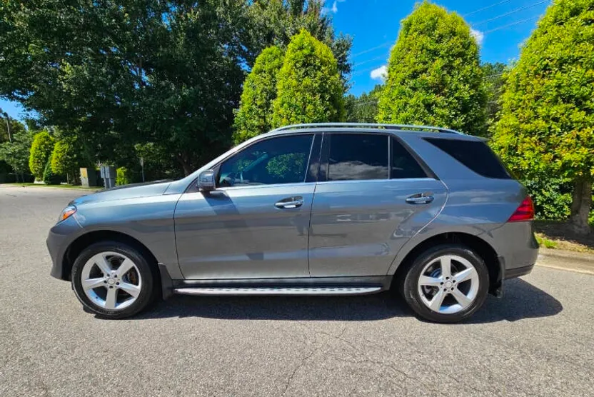 2017 Mercedes Benz GLE 350 4MATIC photo 1