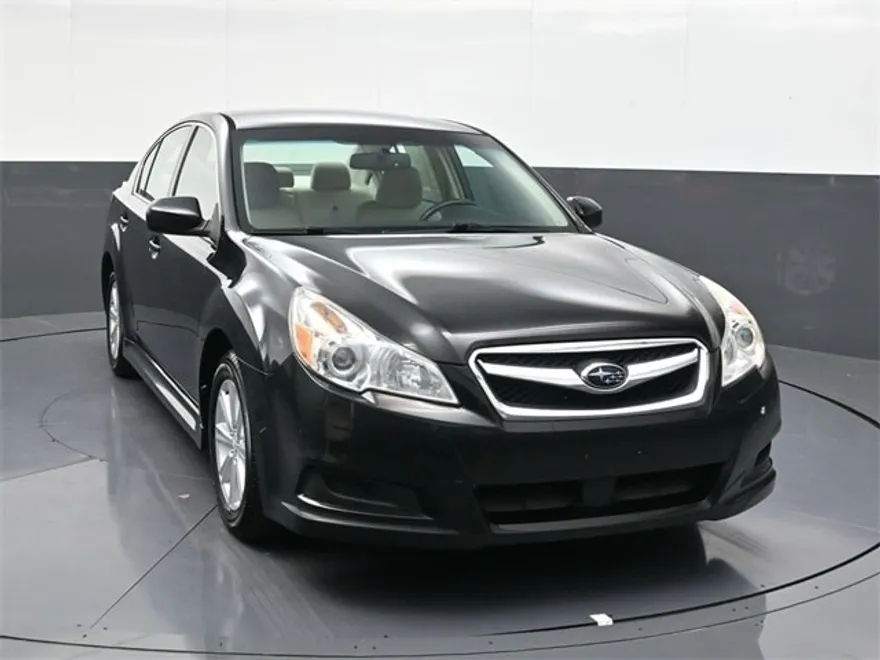 2012 Subaru Legacy 2.5i Premium photo 1