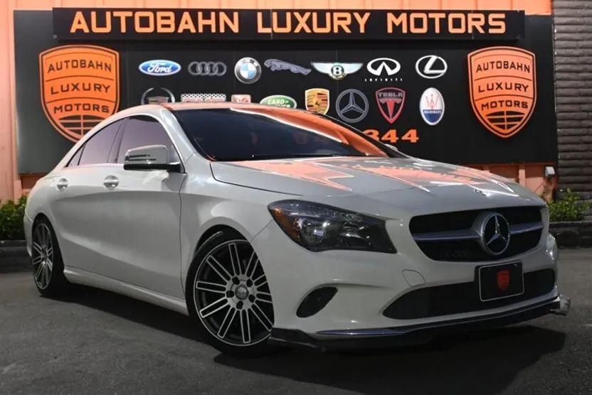 2017 Mercedes Benz CLA 250 photo 1